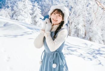 中国雪乡一日游 私家VIP 雪地摩托+冰雪画廊+雪乡夜景【[潮玩法] 雪地摩托+雪地坦克登大秃顶子山/冰雪画廊+雪谷童话乐园/雪乡+倒站车/棒槌山/雪韵大街】