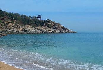 连岛半自由行【解锁“苏北小三亚”，畅玩大沙湾金沙、苏马湾果冻海与百年灯塔，自由安排节奏，轻松拥揽山海浪漫】