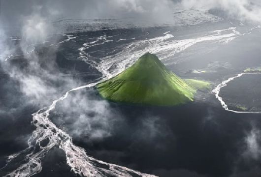 冰岛雷克雅未克市区景点+维迪岛生态路线-包车-精选【专属客服和本地中文司机，一家一团包车】