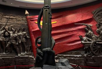 南昌八一起义纪念馆代约票+好评多+中高级导游精讲1.5H含麦【[真·精解]甄选敬一团队中高级导游、南昌市获奖导游，百分之99.7%以上好评率，好讲解才有好评价～】