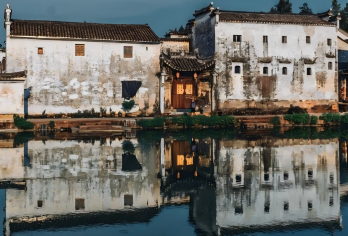 西安-汉中 | 石门栈道+武侯祠+诸葛古镇高铁往返休闲一日游【[缤纷景点]山川形胜、人文历史、气候生态、特产珍宝，魏王曹操现存真迹；重回三国，见证历史的痕迹；】
