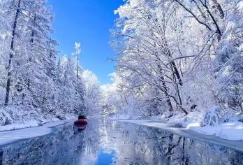 天池雾凇漂流+天池+长白山北坡（绿渊潭银湖谷底森林）包车1日【本产品[起接点：长白山西坡/万达/鲁能，终点：二道白河]，单程接送。超出范围联系人工客服询差价】