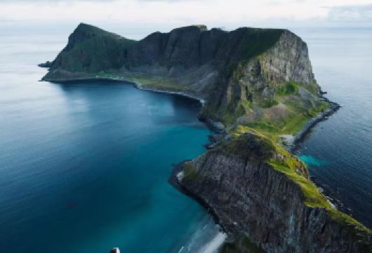 挪威罗弗敦群岛定制包车【中文司机+咨询优惠+探索北极圈仙境】【专属私密，一家一团，尽享自在旅途。】