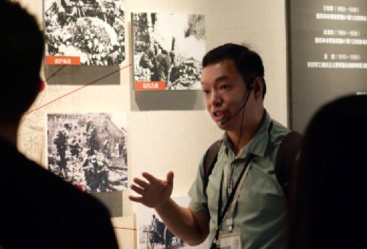 成都博物馆半日游【含门票预约+蜀小匠90分钟深度精讲+耳麦】【专业导游深度解读成都千年文明，揭秘古蜀至近现代的文化精髓与珍贵藏品】