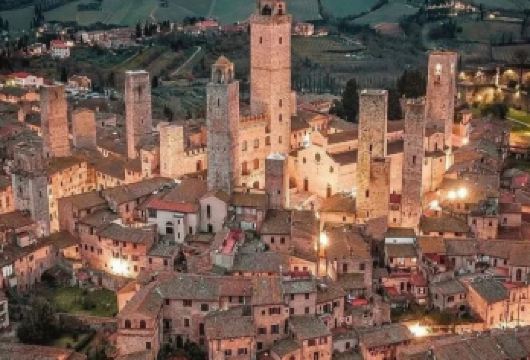 意大利佛罗伦萨-锡耶纳-圣吉米尼亚诺-可包车-精选【专属客服和本地中文司机，一家一团包车】