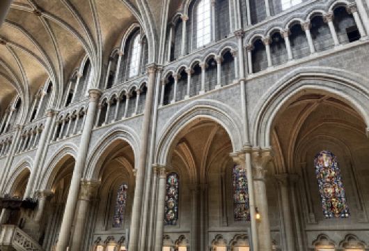 洛桑+伯尔尼双城包车游5座/7座可选上门接送中文中文沟通【1单1团·纯玩·专车 上门接送】