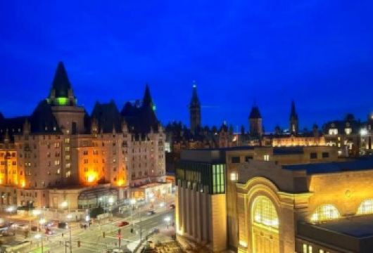 加拿大+渥太华里多运河+总督府一日游/-行程可调-可定制【专属客服和本地中文司机，一家一团包车】