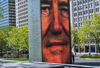 美国芝加哥+千禧公园+芝加哥艺术博物馆+威利斯大厦包车一日游【置身千禧公园，参观三大标志，处处可见后现代建筑风格的印记】