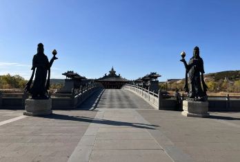 云冈石窟3小时深度大咖讲师 金牌导游 VIP深度讲解小团讲解【金牌导游领讲 内容生动有趣】