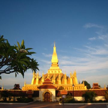 Wat Si Saket+凯旋门半日游【万象半日城市导览游】