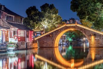 杭州往返：乌镇+南浔古镇 |一单一团 |中英多语种定制包车#【[品质纯玩]拒绝走马观花式游览，资深司导一站到底式管家，行程景点可定制可调】