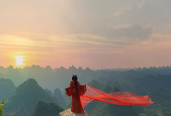 桂林阳朔遇龙河竹筏漂游+千里江山图+银子岩一日游【桂林市区酒店接送服务，阳朔县城指定地点可接（可送回阳朔）】