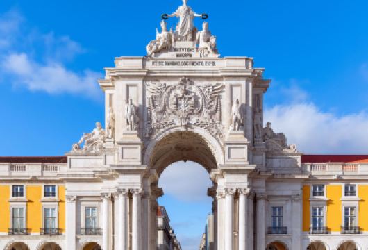 葡萄牙里斯本海洋馆+塔街之门+修道院+太阳门观景台【服务时间：本产品为中文司机专车出行，服务时长为10小时，包括往返接送，景点参观及用餐时间；】