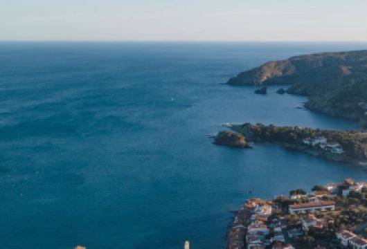 西班牙卡达克斯+佩拉塔亚达城堡【西班牙全境包车+免费定制】【专属私密，一家一团，尽享自在旅途。】