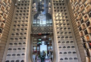 淄博琉璃博物馆+颜神古镇+八大局+海岱楼一日游-可英文服务【提供多语种服务、全程专车接送、热门景点门票代订一站式旅行服务】