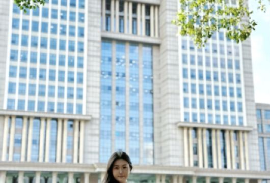 上海复旦大学(邯郸校区)含入校+复旦学生讲解+分享学习经验【[多场次·多选择]每天四大场次9点半13点15点18点可选，品复旦校园美食套餐可选，体验校园生活。】