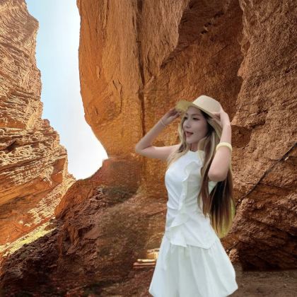 库车+克孜尔红石林+魔鬼城+天山神秘大峡谷+烈焰泉一日游