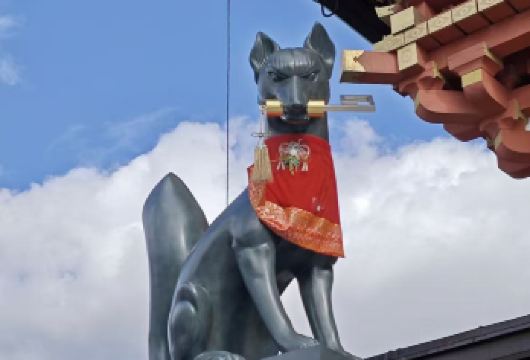 日本京都伏见稻荷+清水寺+金阁寺【古寺古街10小中文包车游】【1、串联京都核心古寺与古街，全程接送，深度体验古都文化，适合和服拍照打卡。】