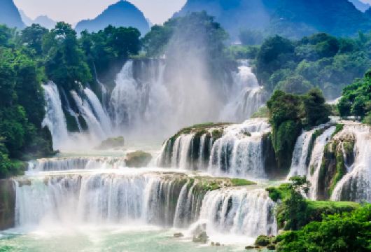 【8人小团-上门接】黄果树景区+天星桥景区+陡坡塘瀑布一日游【精致8人内小团，高效出行，轻松玩转景区】