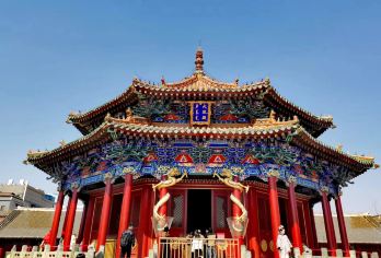 金牌导游带您游故宫+张学良旧居+清昭陵+九一八历史博物馆【沈阳故宫，这里不仅有丰富的珍贵文物，还有优美的园林景观。】