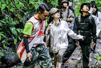 基诺山雨林徒步一日游【亲子研学优选+热带雨林历险+项目全含】【基诺族向导带队！沉浸式解锁雨林非遗文化密码，小团专享！基诺族领队护航亲子探险每一步】