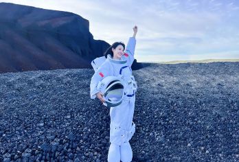 辉腾锡勒草原+乌兰哈达火山地质公园一日游/8人小团随走随停【专属客服一站式服务、行前途中售后24h接待，省心出行；】