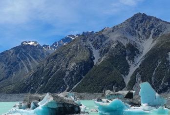 从基督城出发：库克山与蒂卡波湖小团一日游 【饱览南阿尔卑斯山脉的壮丽景色，一路前往雄伟的库克山/从不同角度欣赏纽西兰最高峰库克山的壮丽景色】
