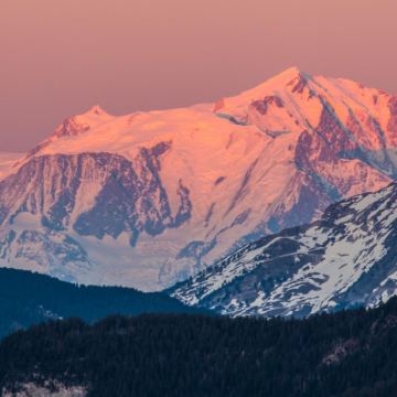 日内瓦周边勃朗雪峰+霞慕尼雪山小镇+冰海冰川中文包车一日游