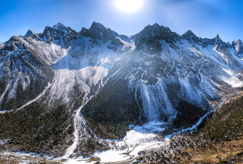 四川成都往返：都江堰+毕棚沟包车一日游｜一日尽览双风光【一单一团不拼团～私人旅游（1人即可成团，安排专属车辆/导游，旅程更轻松）成都市三环内免费上门接送服务】