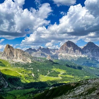 意大利多洛米蒂一日游【威尼斯往返+8人精品/大巴团可选】