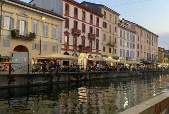 意大利米兰+大教堂+纳维利运河区+达芬奇壁画一日游【专车服务点对点接送，免除转车劳顿。轻松往返山地与老城，行程紧凑高效，让您将精力完全集中于游览与体验。】