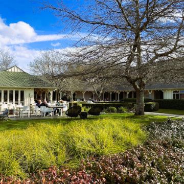 新西兰北岛惠灵顿马丁堡酒庄半日游【可选美食团丨中文小团】