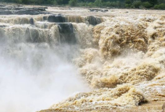 壶口瀑布+抗战时期小太原“克难坡”1日游 酒店上门接送【小团出游，游览更自由随心】