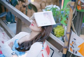 大理洱海+喜洲+双廊+理想邦+磻溪S湾一日游【赠骑行】【轻奢环洱海：喜洲、双廊、S湾骑行、圣托里尼，360°全景环洱海】