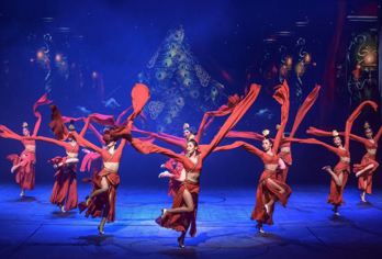 阳朔桂林千古情一日游【多席位可选，官方票源，一场视觉盛宴】【一生必看的一场演出，一场视觉盛宴；多席位可选，官方票源】