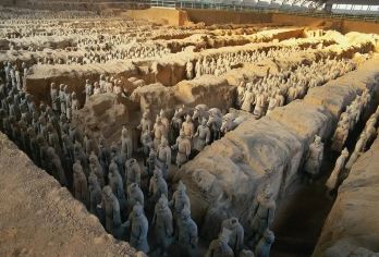 【兵马俑+丽山园直通车】含人工讲解/耳麦/赠送午餐【深度游览兵马俑，天天发车】