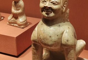 湖南博物馆半日游【子曰旅行＋90min精品讲解】【[土著导游宝藏说]探索古代湖北奥秘，体验穿越历史的惊奇，发现博物馆隐藏宝藏。】