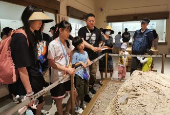 敦煌博物馆半日游【私家团 荣志国讲师团带您沉浸慢享品读敦煌】【[随享讲解1.5小时][乐享讲解2小时][畅享讲解3小时]讲解内容精心策划、深度解读，拒绝走马观花；】