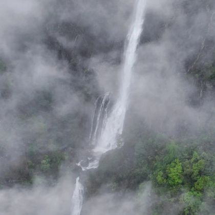 庐山风景名胜区一日游【南昌九江懒人不爬山，李白瀑布桃花源】
