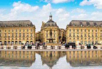 法国波尔多+主教座堂+交易所广场+大剧院+葡萄酒博物馆一日游【度假胜地，感受波尔多老城法国南部的宝藏城市】