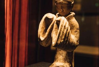 徐州博物馆半日游【子曰旅行＋中高级讲师＋蓝牙耳机＋2H讲解】【[精品小团]15人的精品小团，避免混乱，互动感强】