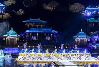 《长恨歌》快速出票+赠返程车【省心：赠汉服体验全场服装任选】