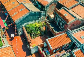 時光廊道鹿港魅力行一日遊【鹿港老街、九曲巷、桂花巷藝術村、鹿港民俗文物館、龍山寺】