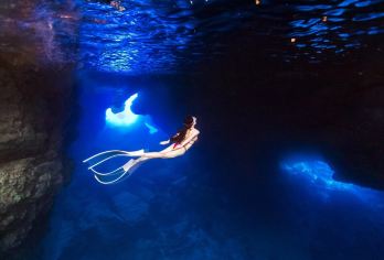 美国塞班岛蓝洞一日游【浮潜/自由潜写真/体验潜水+酒店接送】【1. 蓝洞浮潜提供浮潜装备，赠送水下拍照，提供酒店接送+专业中文教练。】