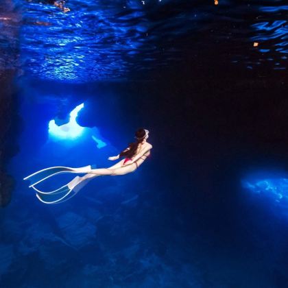 美国塞班岛蓝洞一日游【浮潜/自由潜写真/体验潜水+酒店接送】