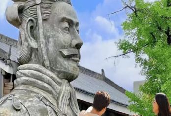 兵马俑+丽山园+长恨歌一日游【三环上门接+特色午餐汉服体验】【三环内上门接，省去集合的烦恼】