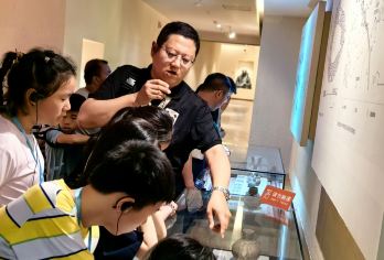 【博韵今声】敦煌博物馆畅享3小时·荣老师讲解团·多维敦煌【[深度讲解3小时]讲解内容精心策划、深度解读，拒绝走马观花；】