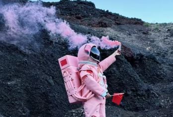 辉腾锡勒草原一日游【可选草原火山、诈马宴、越野车】【[震撼景色]震撼的草原美景美不胜收，让您流连忘返。】