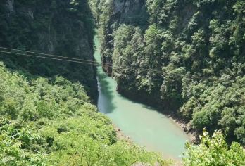 【品质纯玩|含恩施市区酒店接送|含景交】恩施地心谷景区一日游【食在恩施：品尝正宗恩施土家菜，张关合渣、土家腊肉格格、富硒小土豆、恩施豆皮....】