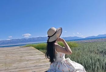 新疆赛里木湖包车一日游【1单1团】【行程可调】【中文专车】【赛里木湖包车一日游[行程可调]点将台—天鹅乐水—滑翔伞基地—露营星空营地】